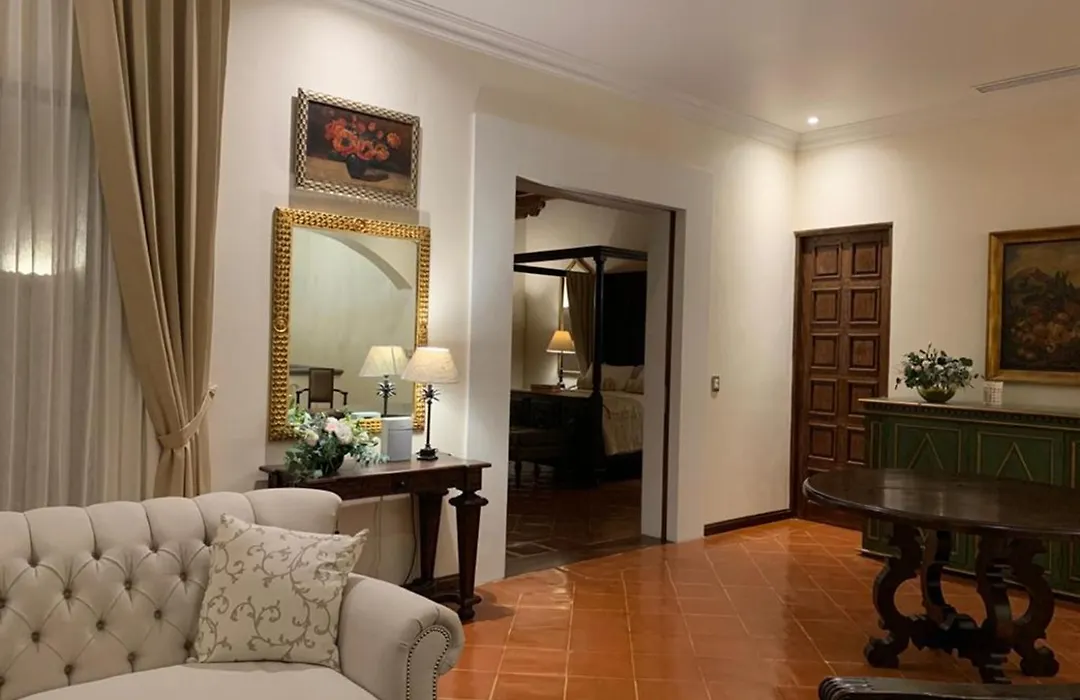 Villa Antigua-1